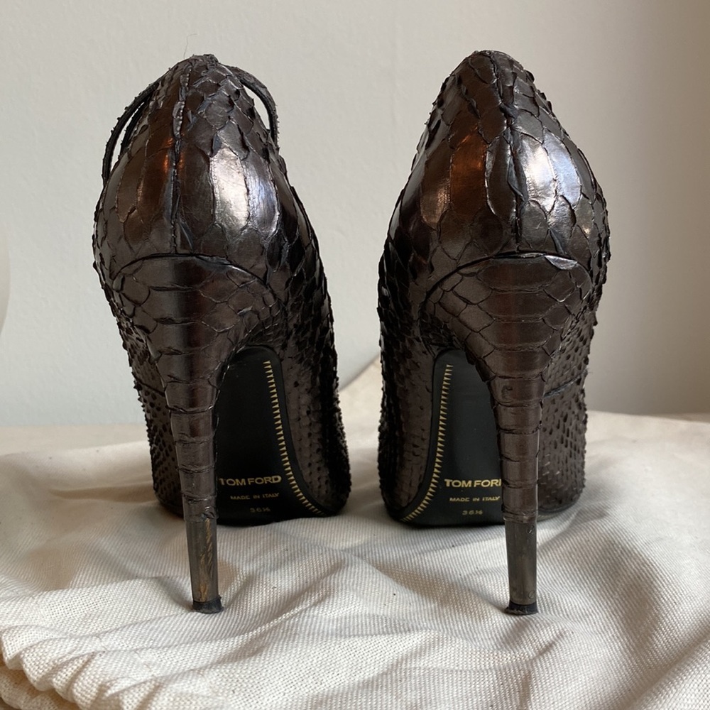Tom Ford Silver Python Padlock Pump - image 3